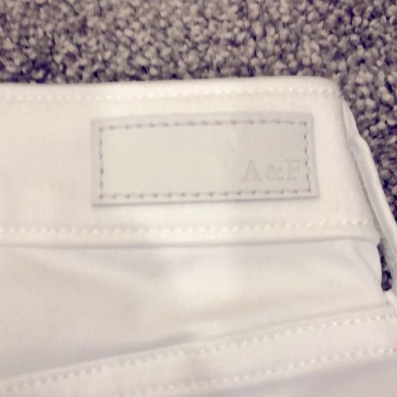 Abercrombie & Fitch Jean - Picture 5 of 5